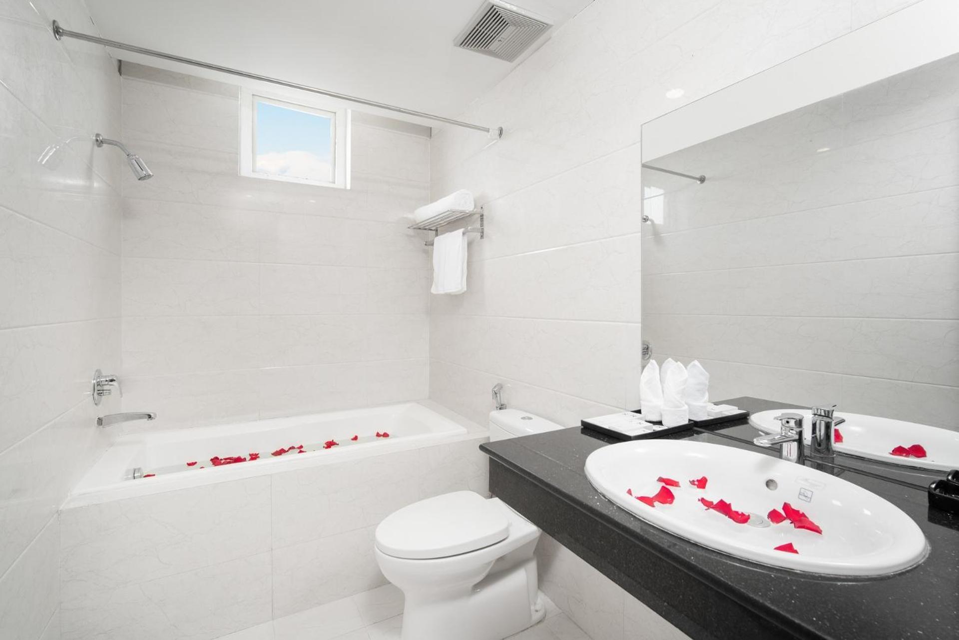 Nature Hotel By K D H Da Nang Bagian luar foto